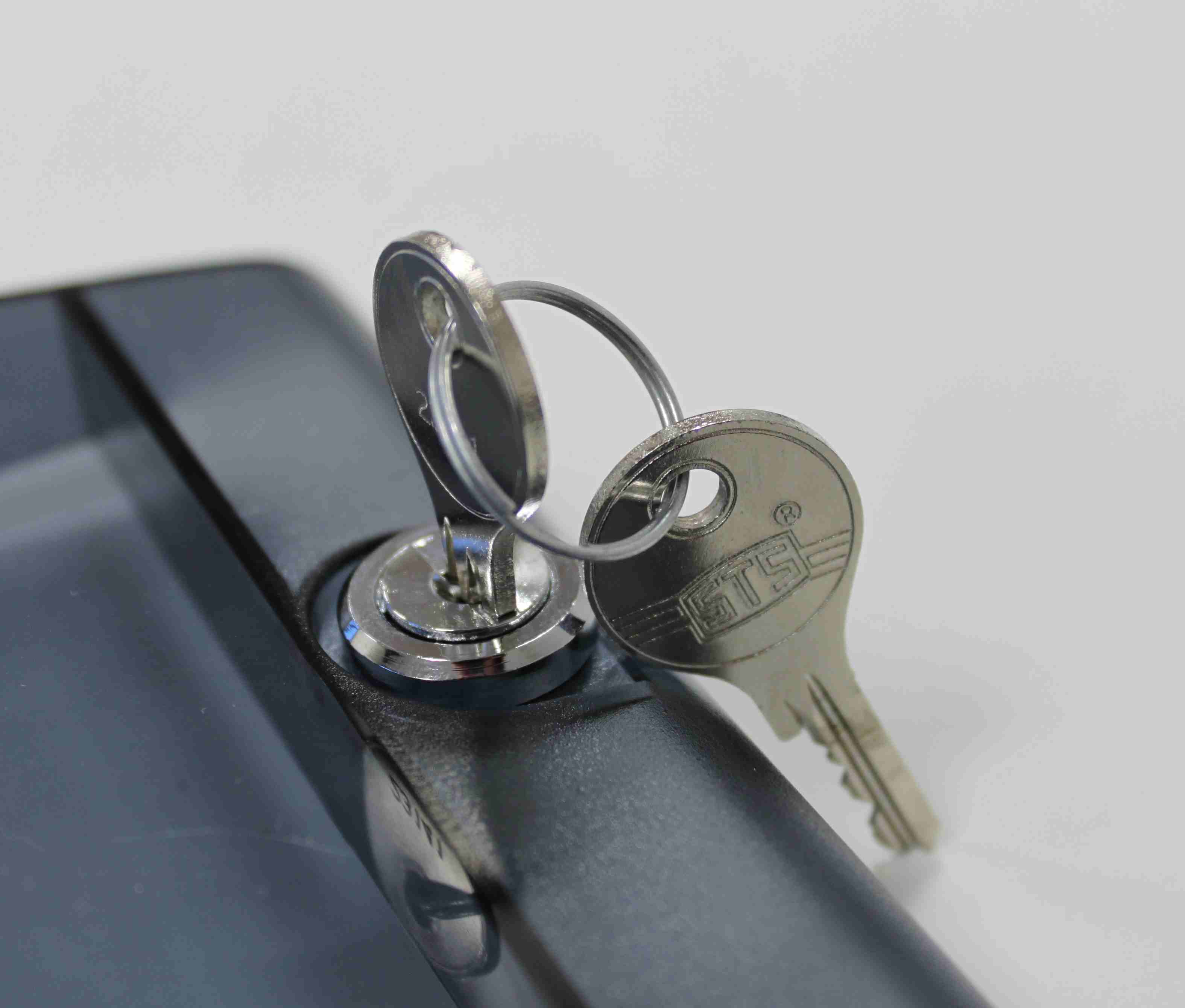 avitrac keylock